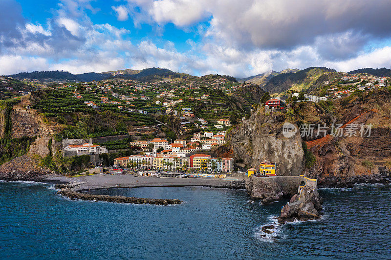 Ponta do Sol，马德拉岛(无人机视角)